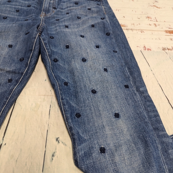 Madewell The High-Rise Slim Boy Jean with floral embroidery. - Picture 2 of 8